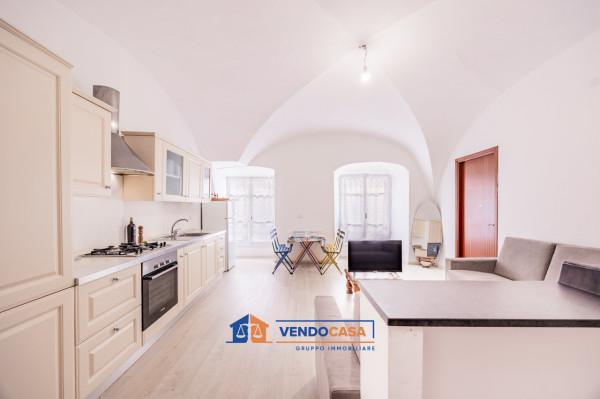appartamento in vendita ad Imperia in zona Porto Maurizio