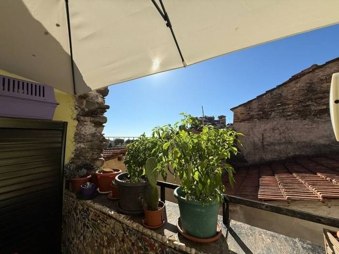 appartamento in vendita ad Imperia in zona Torrazza / Clavi