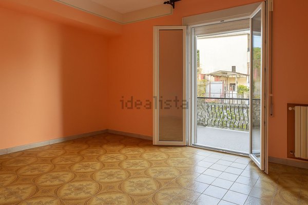 appartamento in vendita ad Imperia in zona Porto Maurizio