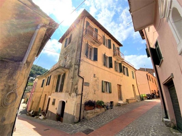 appartamento in vendita ad Imperia