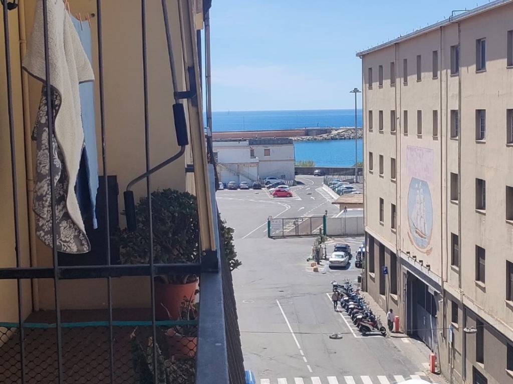 appartamento in vendita ad Imperia in zona Oneglia