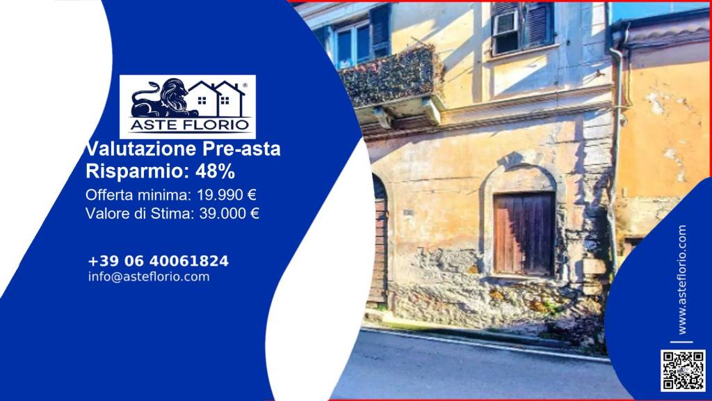 locale commerciale in vendita ad Imperia in zona Oneglia