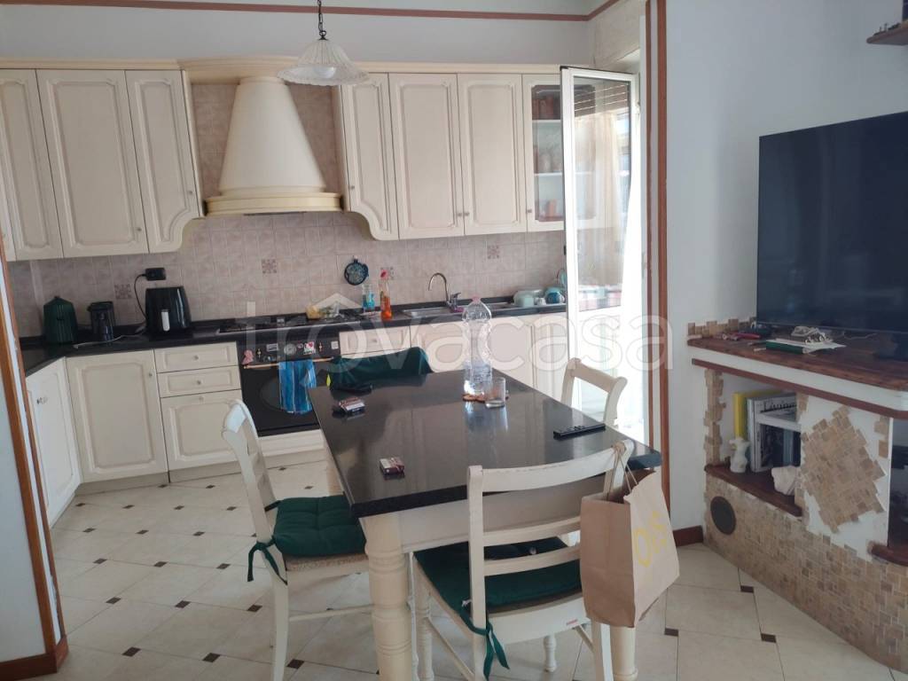 appartamento in vendita ad Imperia in zona Oneglia