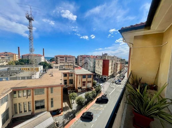 appartamento in vendita ad Imperia