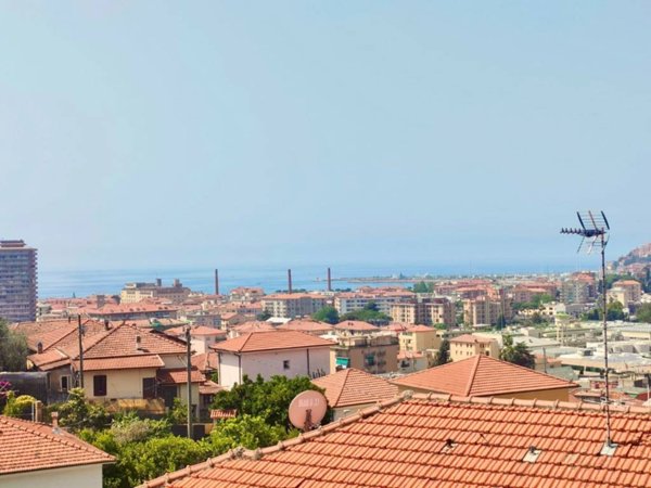 appartamento in vendita ad Imperia in zona Oneglia