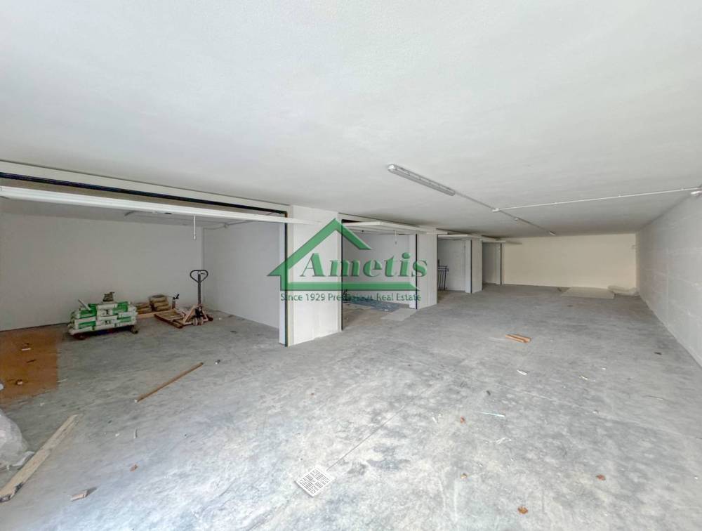 appartamento in vendita ad Imperia in zona Porto Maurizio