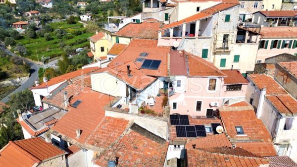 appartamento in vendita ad Imperia in zona Artallo