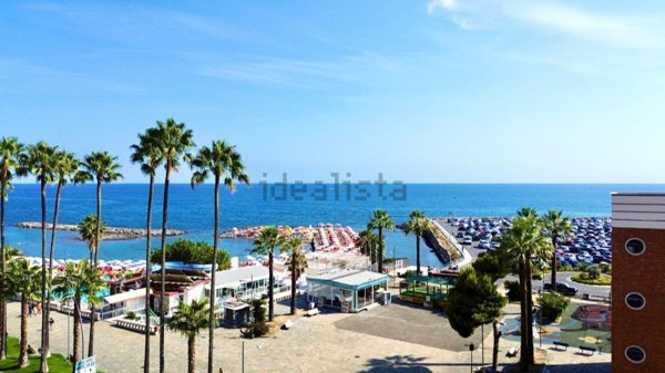 appartamento in vendita ad Imperia in zona Oneglia