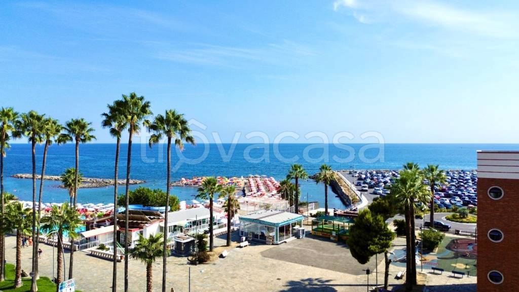 appartamento in vendita ad Imperia in zona Oneglia
