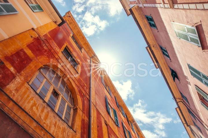 negozio in vendita ad Imperia in zona Porto Maurizio