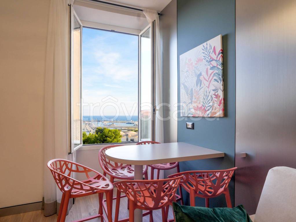 appartamento in vendita ad Imperia in zona Oneglia