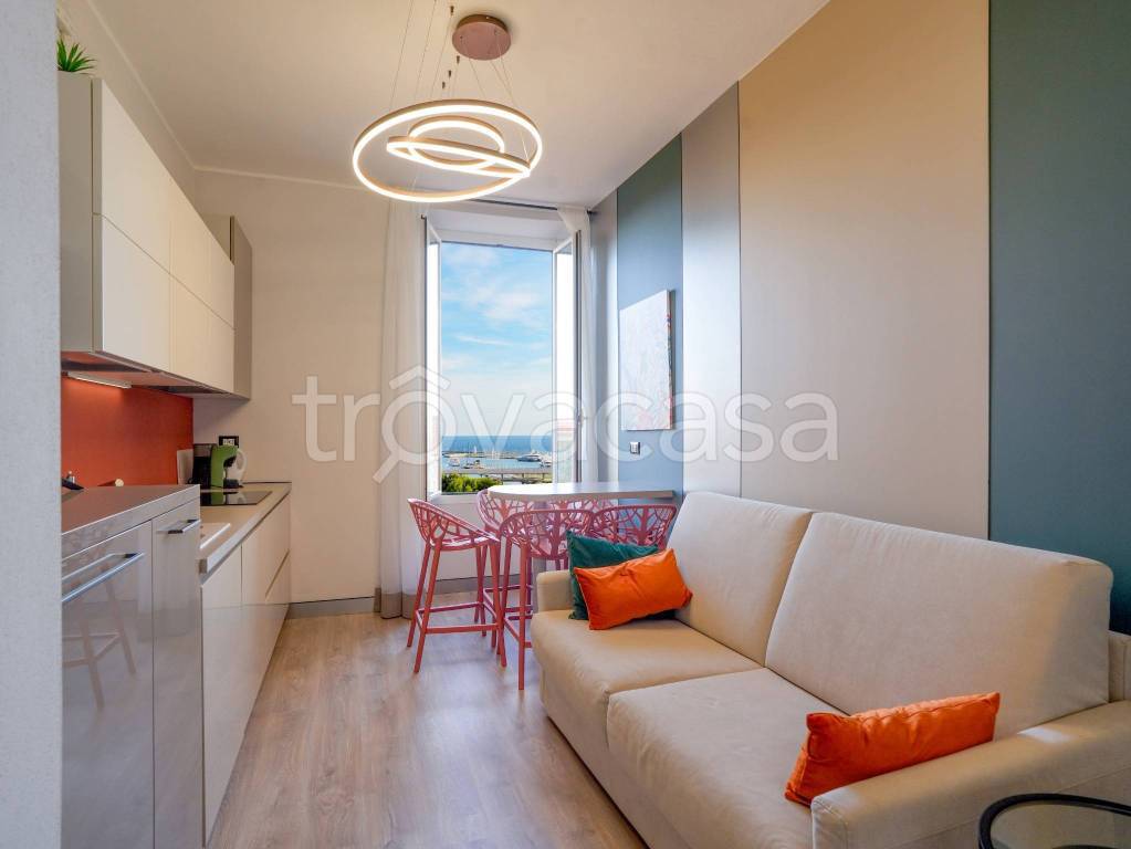 appartamento in vendita ad Imperia in zona Oneglia