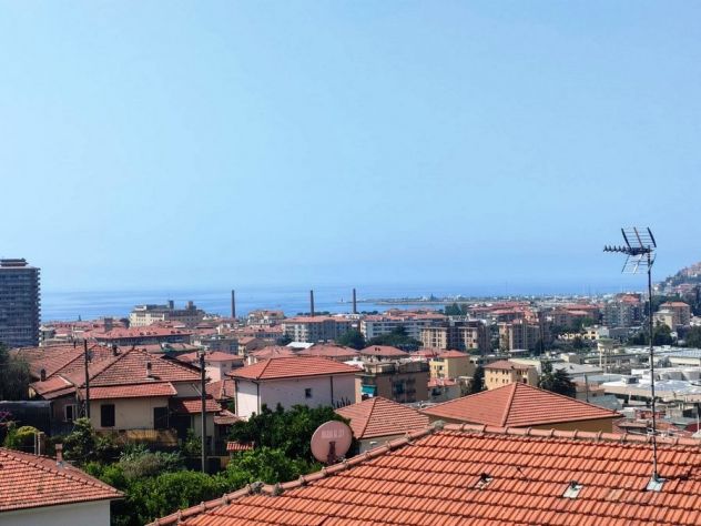 appartamento in vendita ad Imperia in zona Oneglia