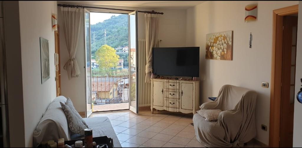 casa indipendente in vendita ad Imperia