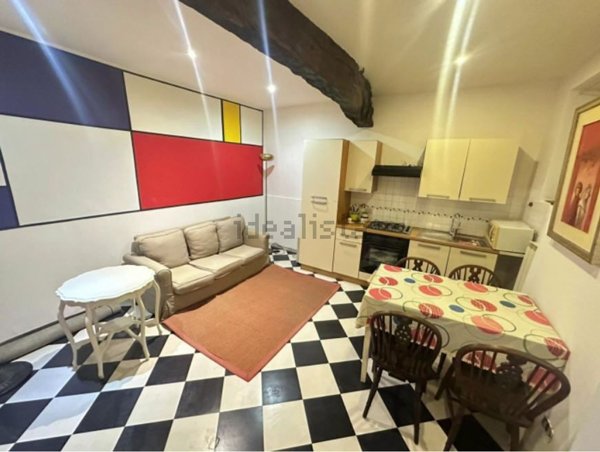 appartamento in vendita ad Imperia in zona Porto Maurizio