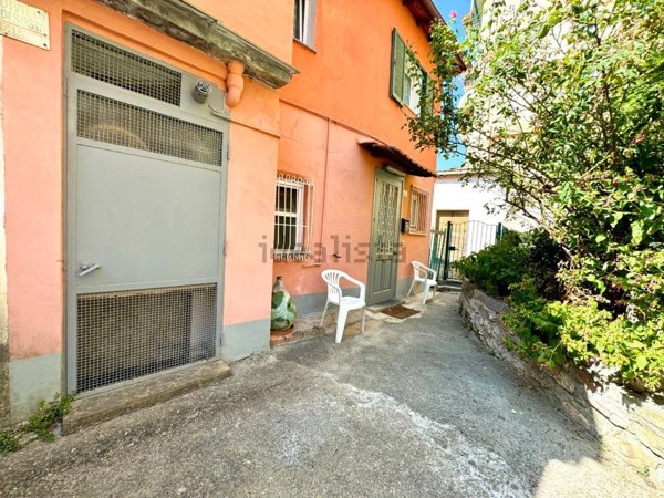 appartamento in vendita ad Imperia in zona Porto Maurizio