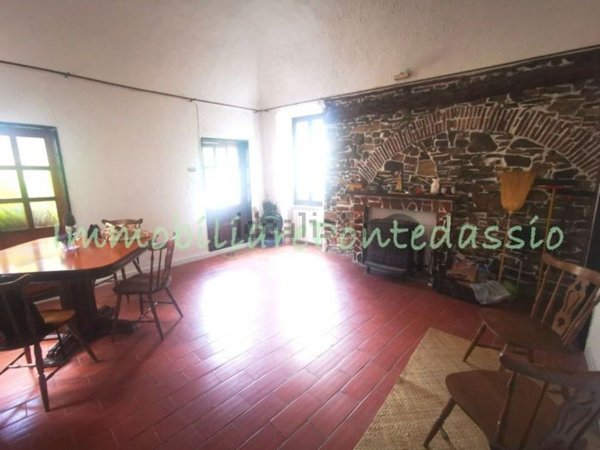 appartamento in vendita ad Imperia in zona Moltedo