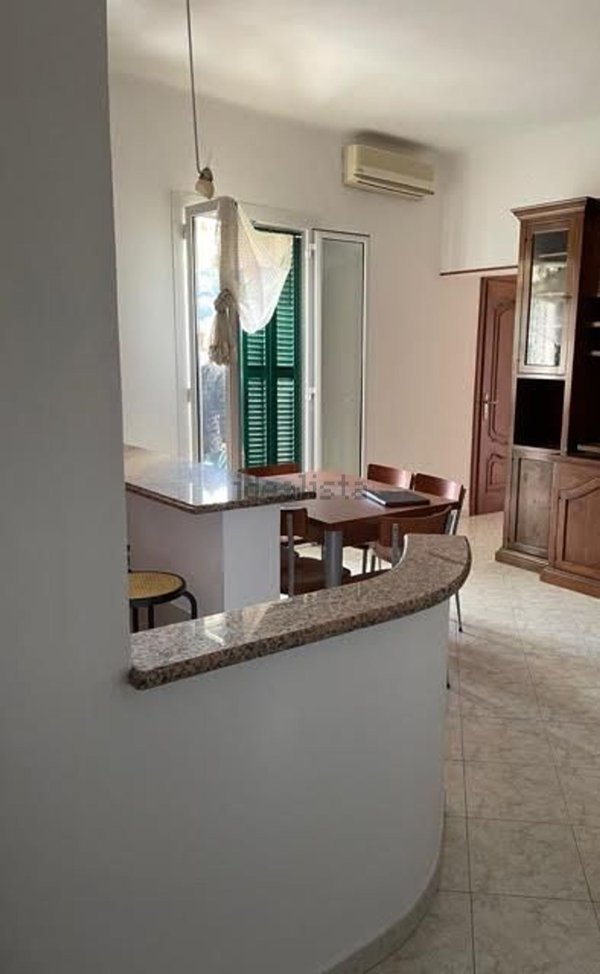 appartamento in vendita ad Imperia in zona Porto Maurizio