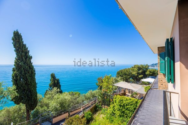 appartamento in vendita ad Imperia