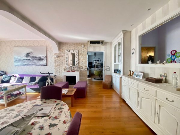 appartamento in vendita ad Imperia in zona Porto Maurizio