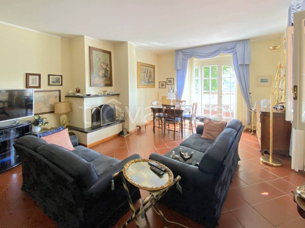 appartamento in vendita ad Imperia in zona Porto Maurizio