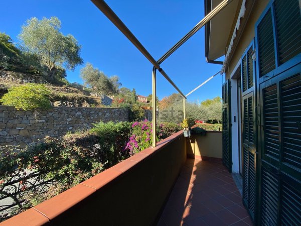 appartamento in vendita ad Imperia in zona Porto Maurizio