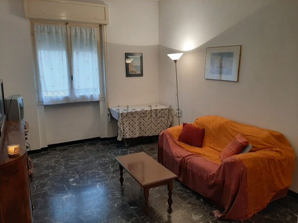 appartamento in vendita ad Imperia in zona Porto Maurizio