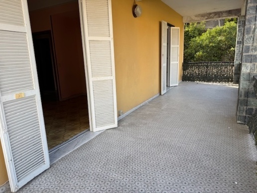 appartamento in vendita ad Imperia in zona Porto Maurizio