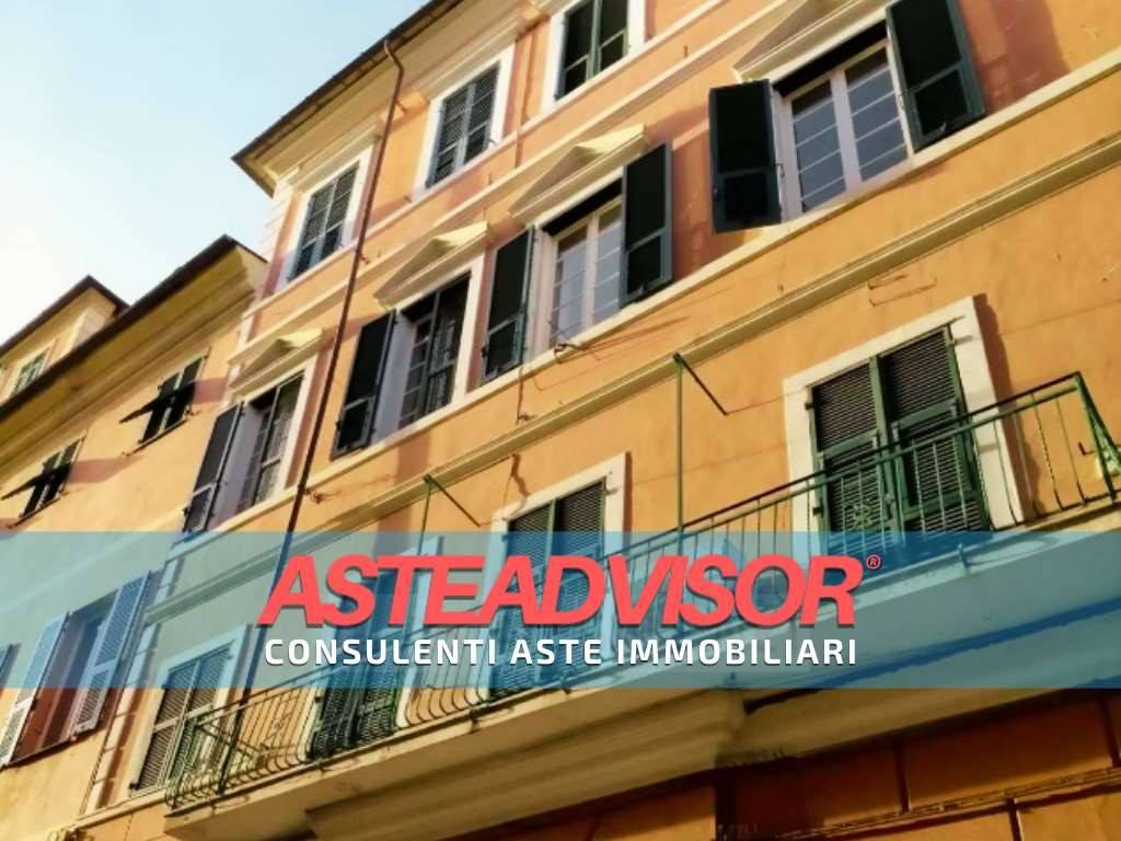 appartamento in vendita ad Imperia in zona Porto Maurizio