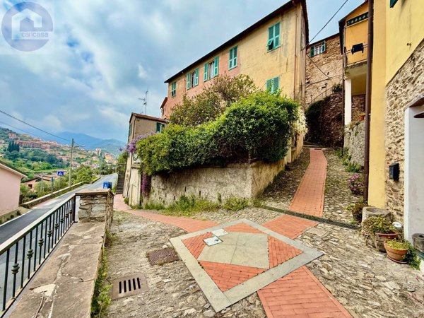 appartamento in vendita ad Imperia