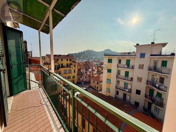 appartamento in vendita ad Imperia in zona Porto Maurizio