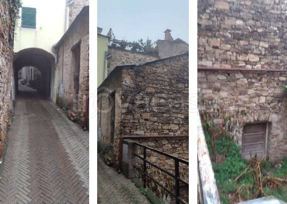 casa indipendente in vendita ad Imperia in zona Torrazza / Clavi