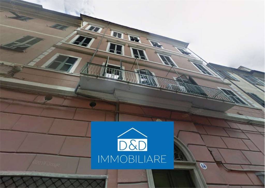 appartamento in vendita ad Imperia in zona Porto Maurizio