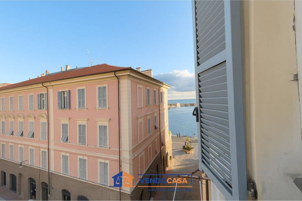 appartamento in vendita ad Imperia in zona Oneglia