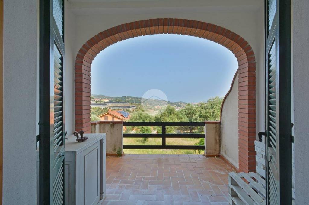 appartamento in vendita ad Imperia