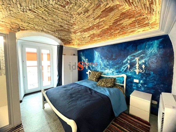 appartamento in vendita ad Imperia in zona Porto Maurizio