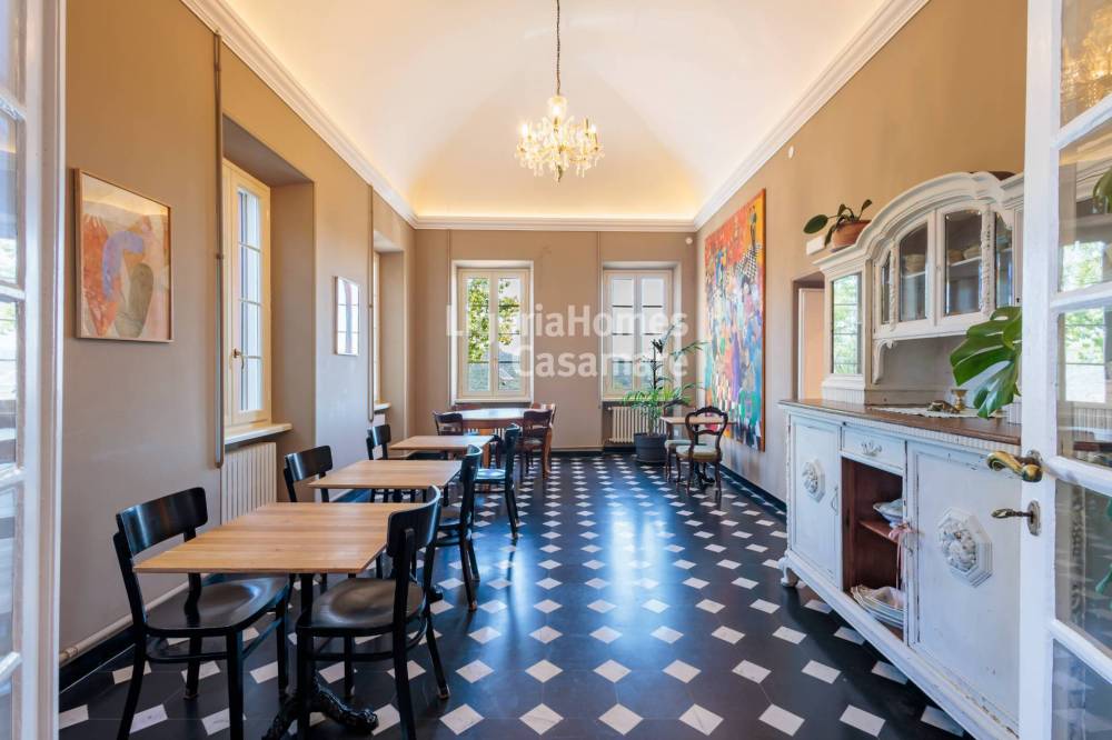 casa indipendente in vendita ad Imperia in zona Poggi