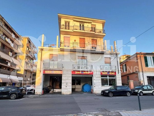 appartamento in vendita ad Imperia in zona Oneglia