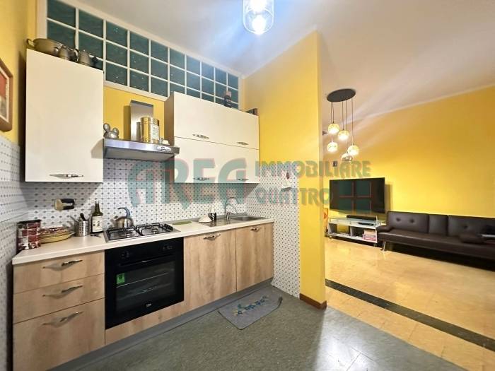 appartamento in vendita ad Imperia in zona Porto Maurizio