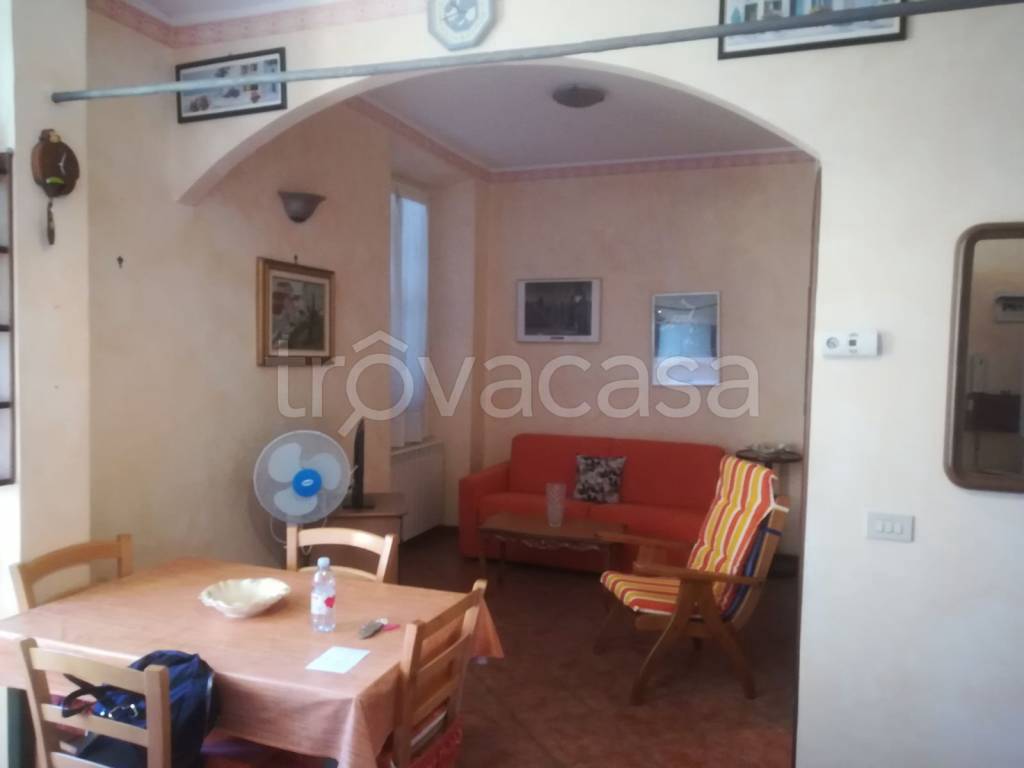 appartamento in vendita ad Imperia in zona Oneglia