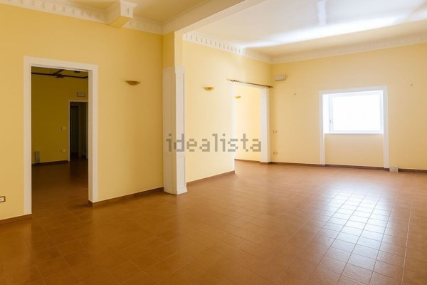 quadrivano in vendita ad Imperia in zona Oneglia