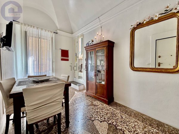 appartamento in vendita ad Imperia in zona Porto Maurizio