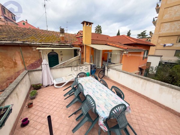 appartamento in vendita ad Imperia