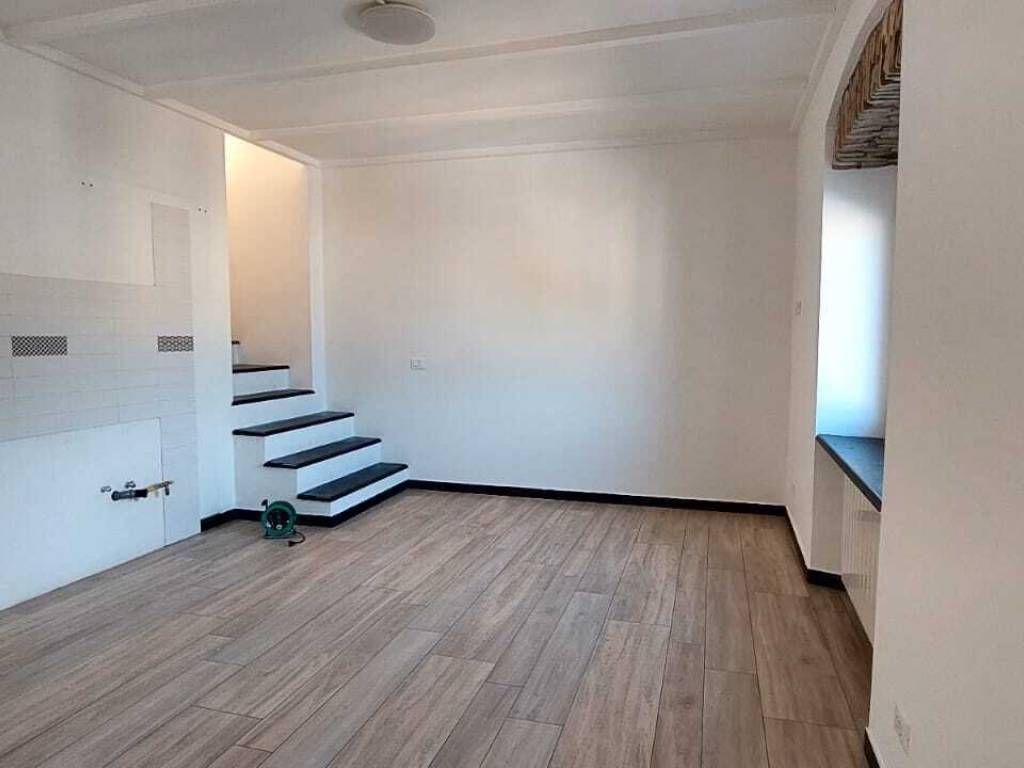 appartamento in vendita ad Imperia in zona Porto Maurizio