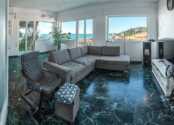 appartamento in vendita ad Imperia