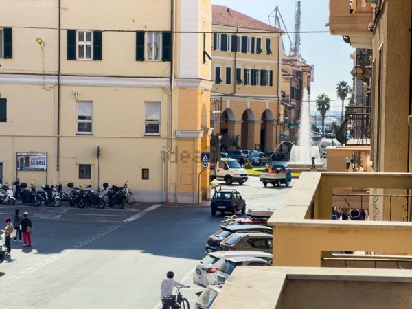 appartamento in vendita ad Imperia in zona Oneglia