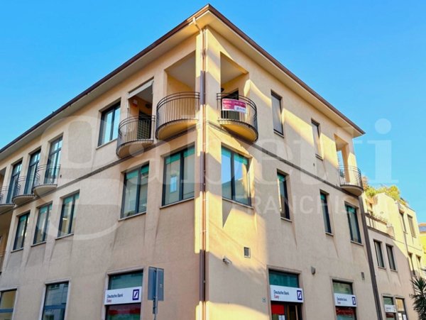 appartamento in vendita ad Imperia in zona Oneglia