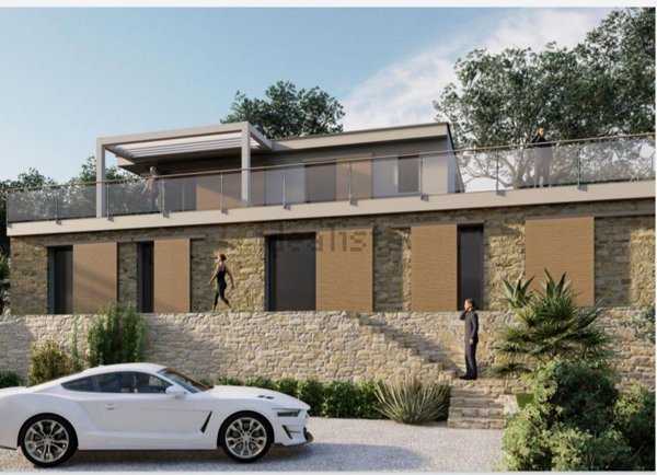 casa indipendente in vendita ad Imperia