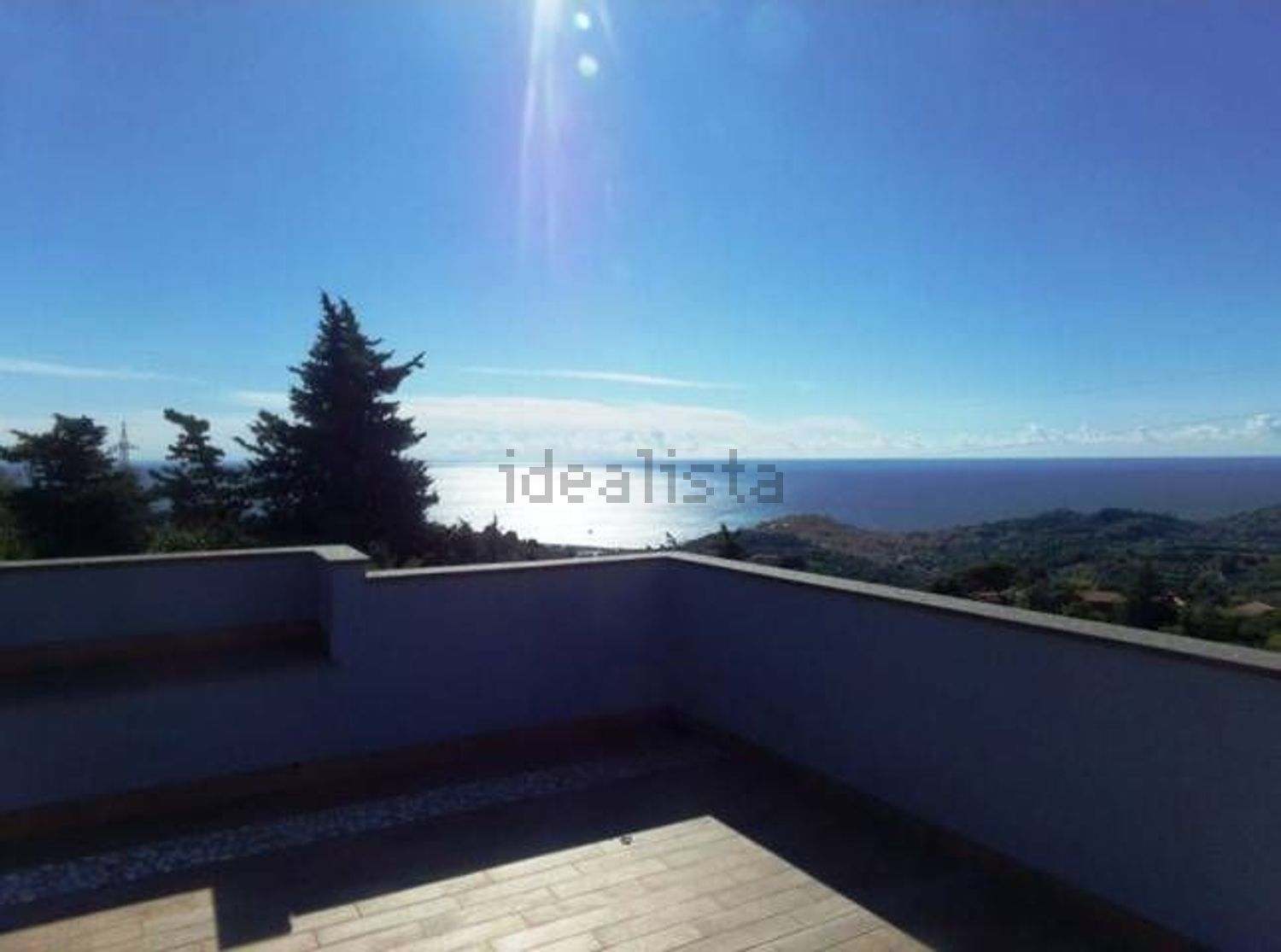 casa indipendente in vendita ad Imperia in zona Sant'Agata