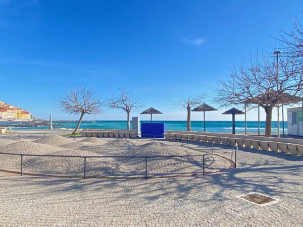 appartamento in vendita ad Imperia in zona Porto Maurizio